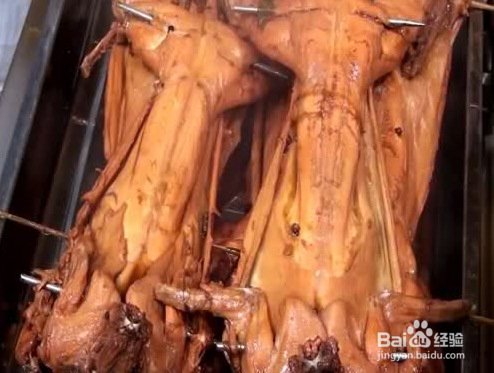 怎样用自动烤兔机制作烤兔