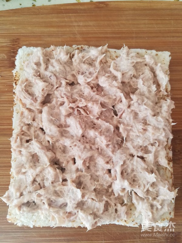 三文鱼番茄三明治