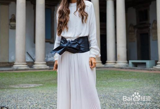 夏季如何穿搭同色系