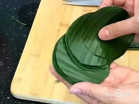 如何在家里做椰丝玫瑰粿？