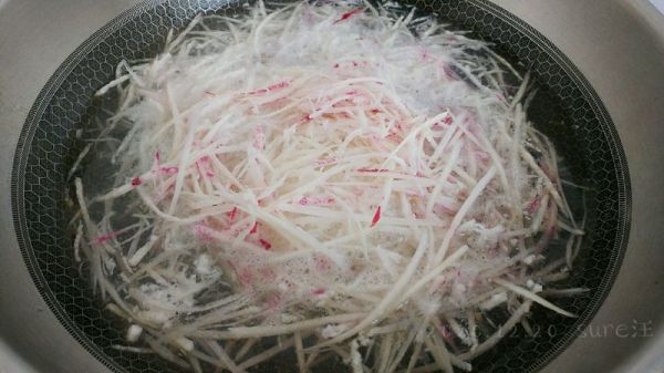 葱油萝卜酱肉包