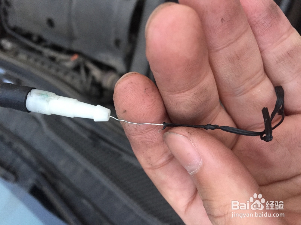 玻璃水一个喷一个不喷维修方法详细教程