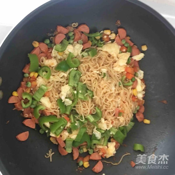 炒方便面的做法