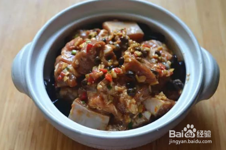 简单易学!木耳蒸排骨更好吃的做法,