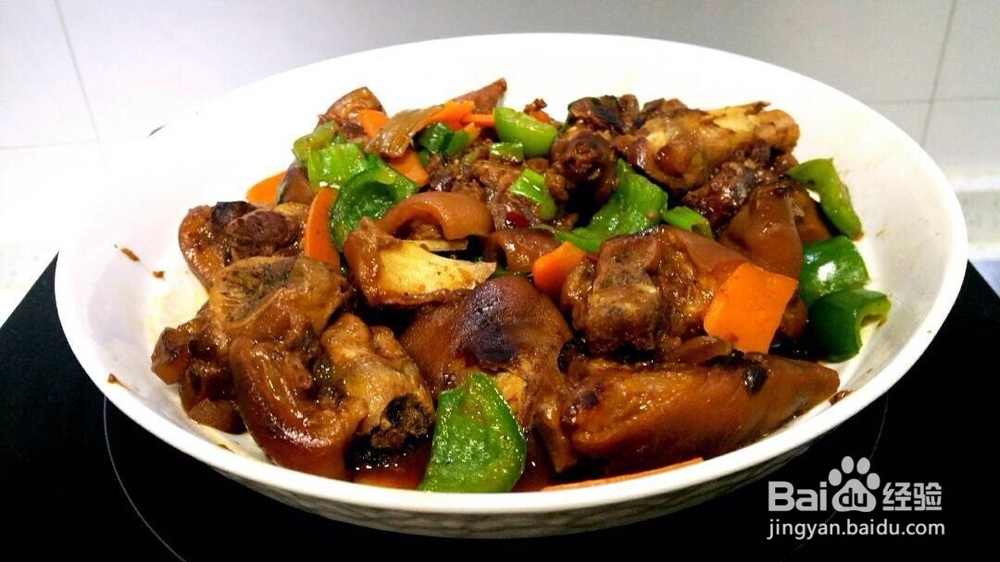 如何制作多味猪蹄？
