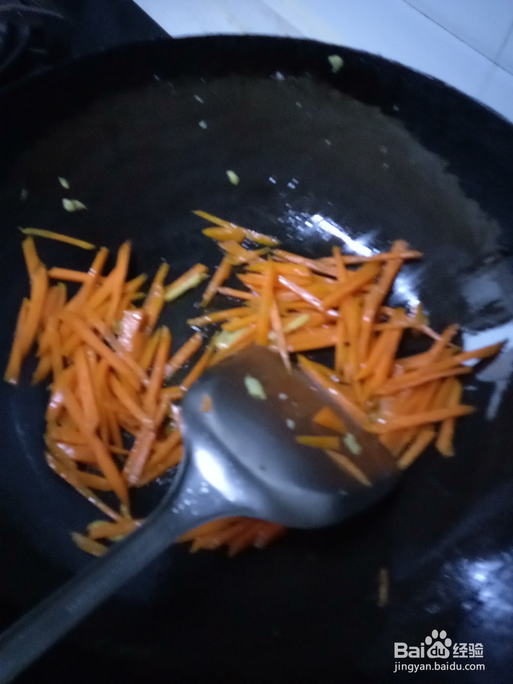 简单洋葱鸡蛋炒饭