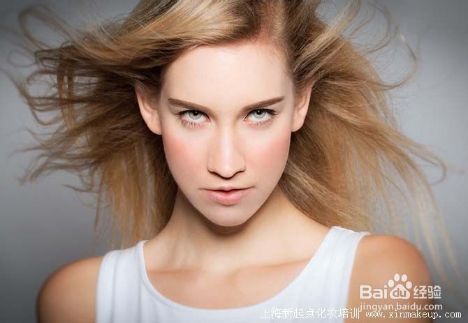 欧式眼影的化妆方法