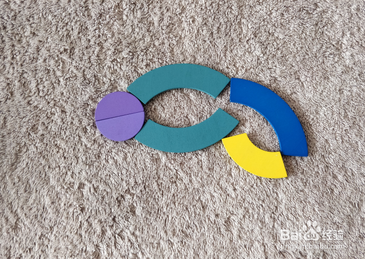 用蒙氏积木怎样拼一只大龙虾呢?