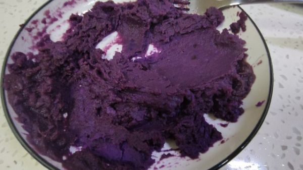 香煎芝士心芝麻紫薯饼