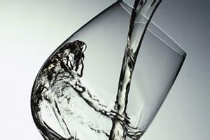 人生就像一杯酒