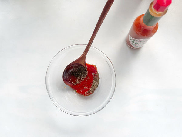 酸辣双倍芝士大虾蘑菇芝士卷边披萨