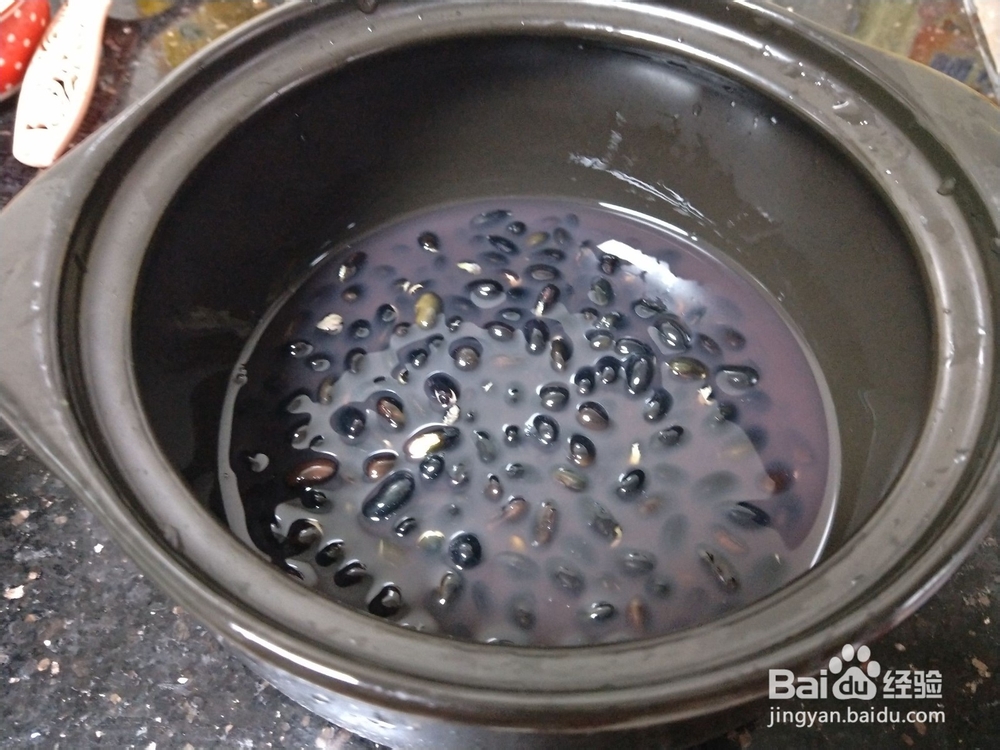 黑豆红枣水的做法