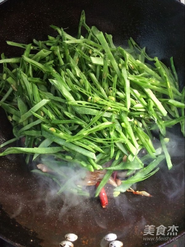 辣炒扁芸豆的做法