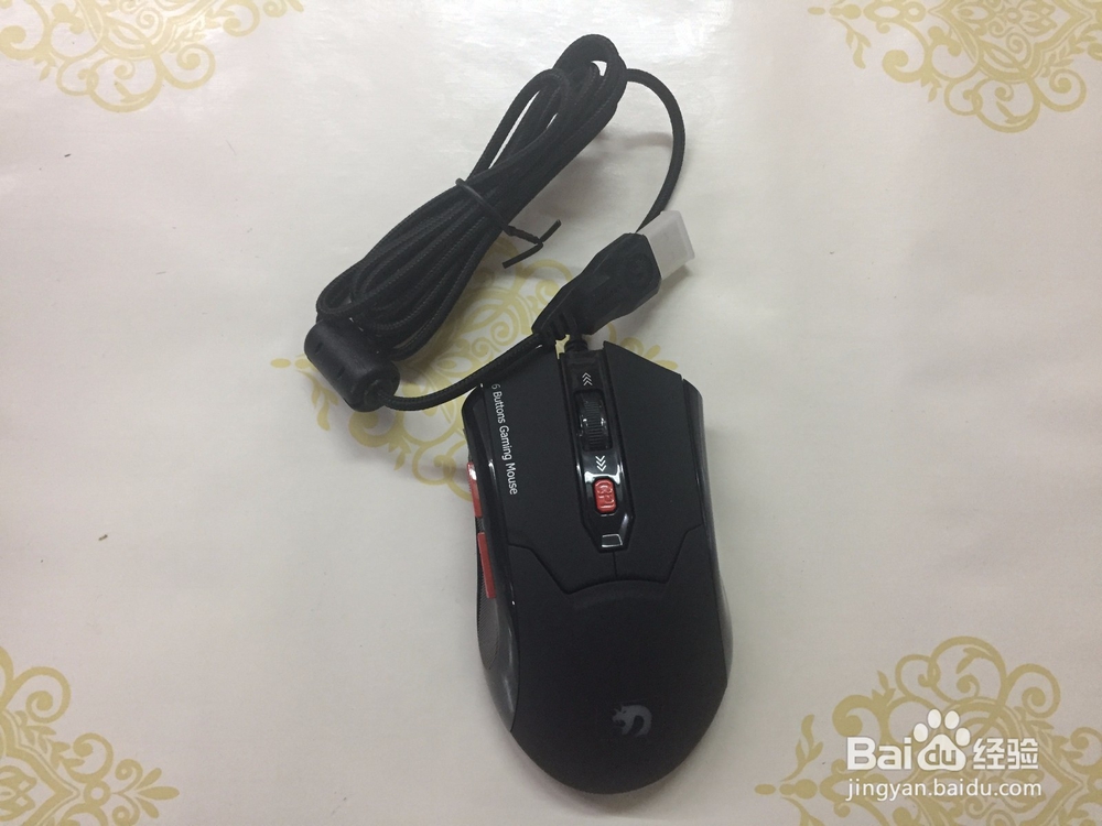 新盟XM-M379虎蛇竞技鼠标开箱晒物