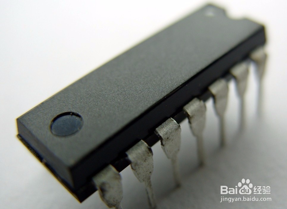 如何驱动蜂鸣器？