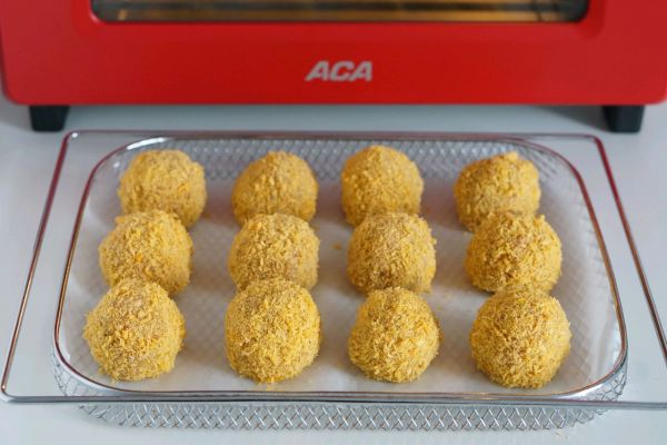 不油炸低热量香酥牛肉蔬菜丸