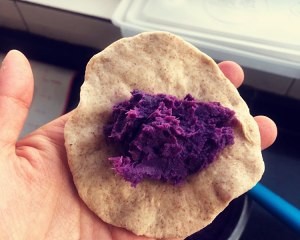 简易美味黑麦紫薯包的做法