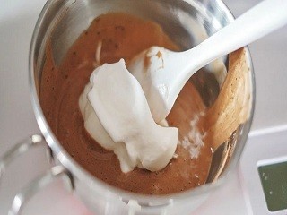 富士雪巧克力蛋糕怎么做？