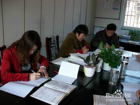 年轻教师怎样备好课呢