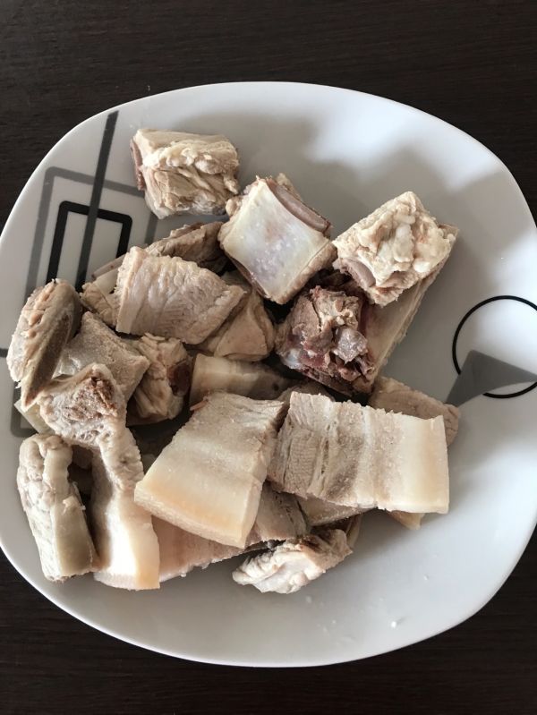 排骨五花肉闷笋干