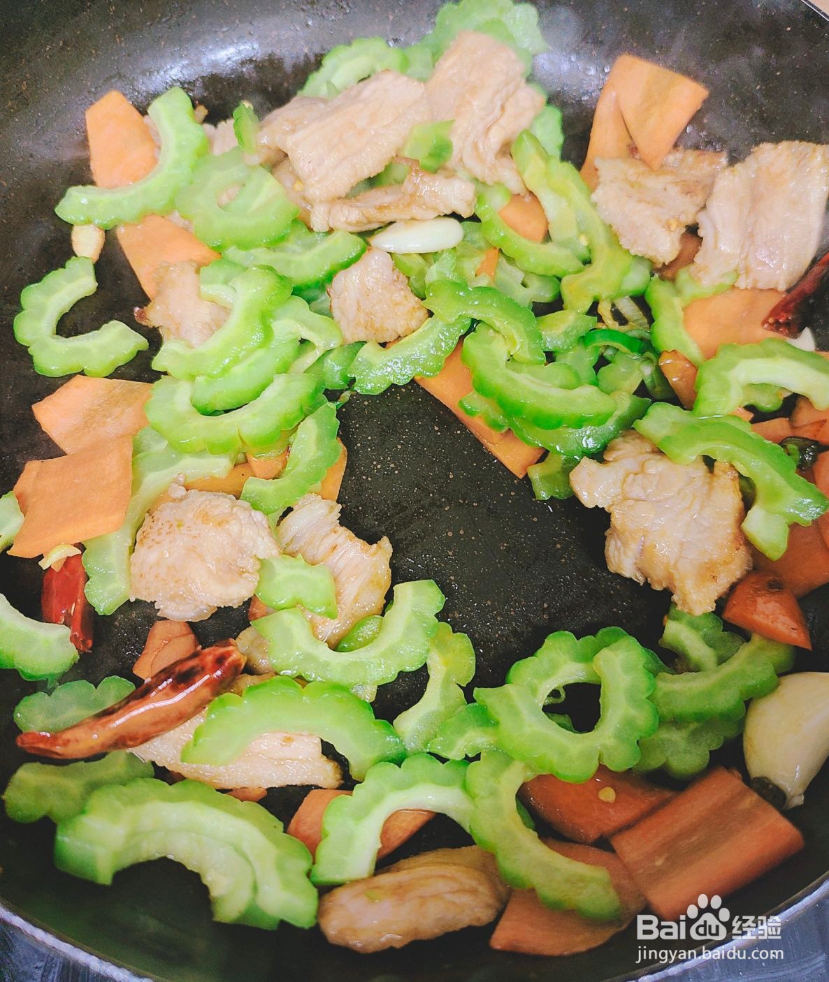 苦瓜炒肉片的做法