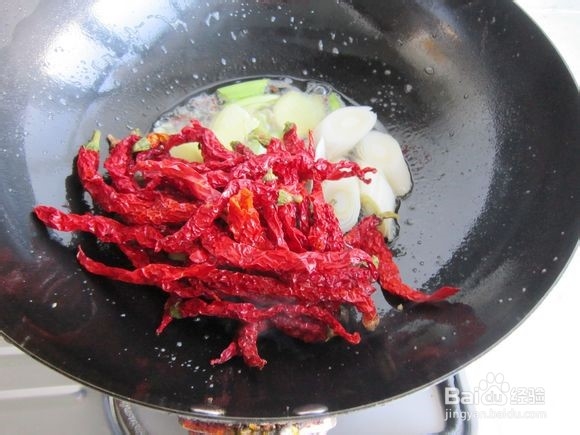 如何做辣子鸡