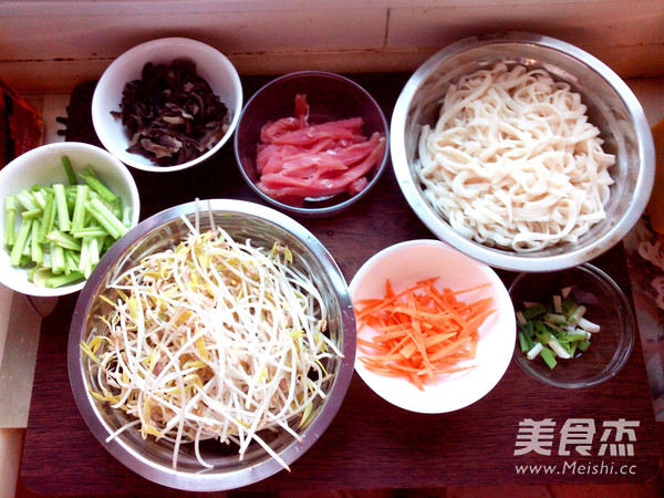 什锦炒面的做法