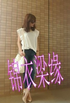 娇小女生心机装扮