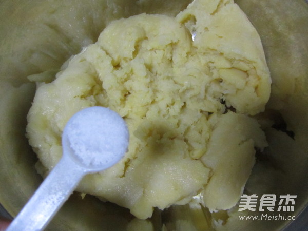 焗土豆泥的做法