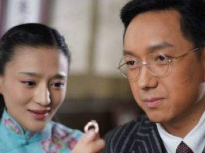 《红狐》中上官晴岚真实身份什么