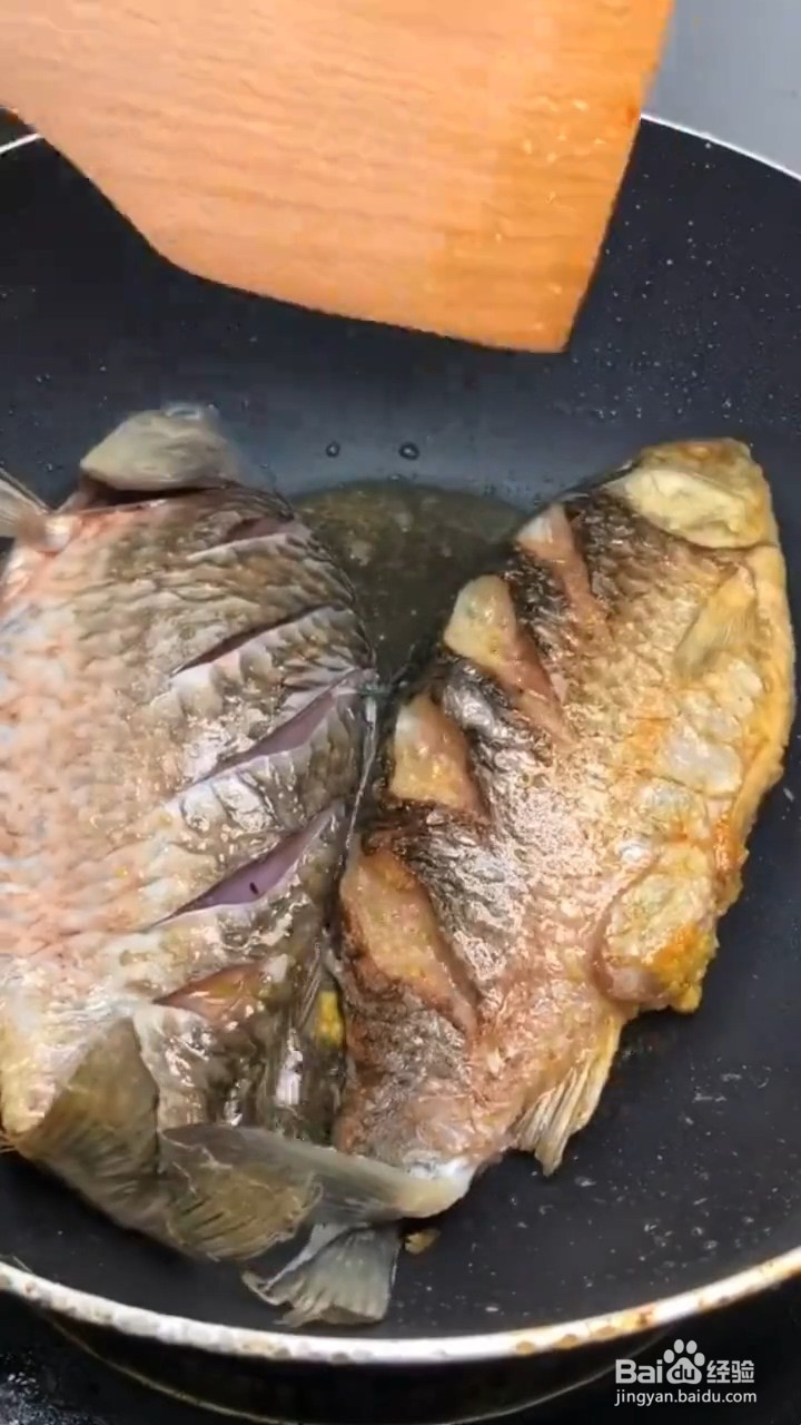 汤汁奶白又好喝的鲫鱼豆腐汤要怎样做