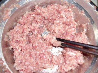 鲜肉榨菜月饼