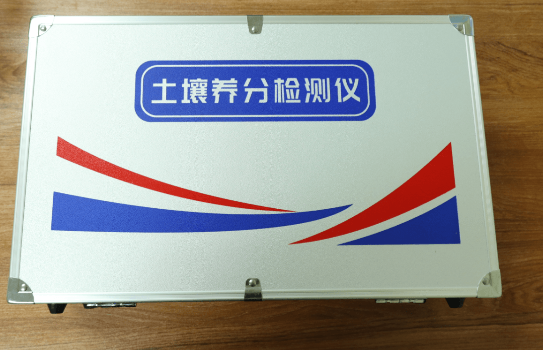 土壤养分检测仪功能特点