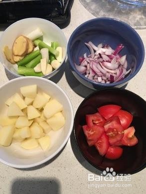 红烧牛肉土豆的做法