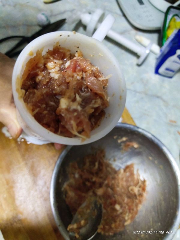 自制Q弹黑胡椒小香肠