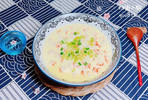 豆浆蟹柳蒸水蛋