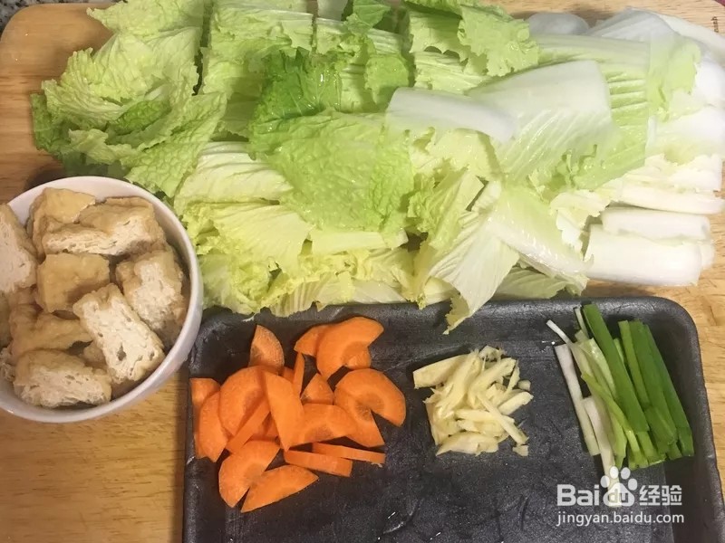 天津油豆腐白菜的做法