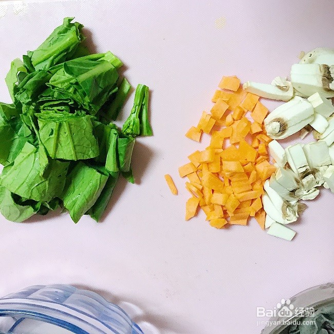 鱼汤豆腐蝴蝶面怎么做