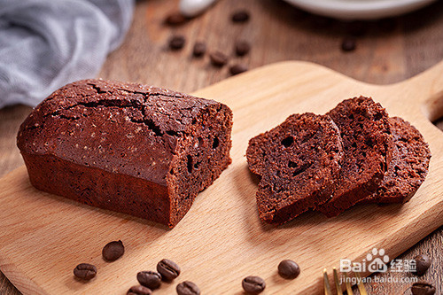 学西点自学好还是学校好