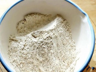 洋葱培根黑麦面包怎么做
