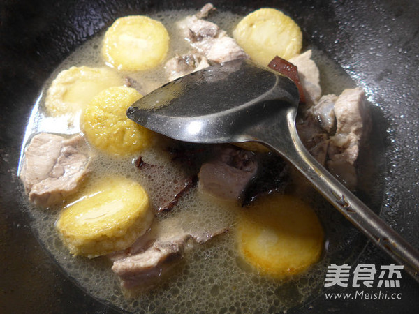 圆素鸡烧龙骨