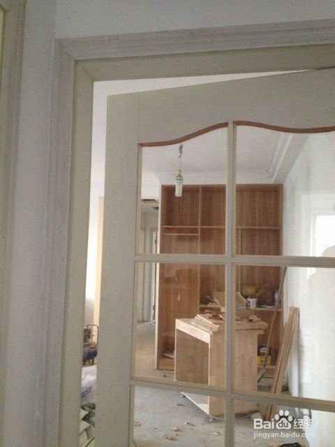 木工隔板安装方法