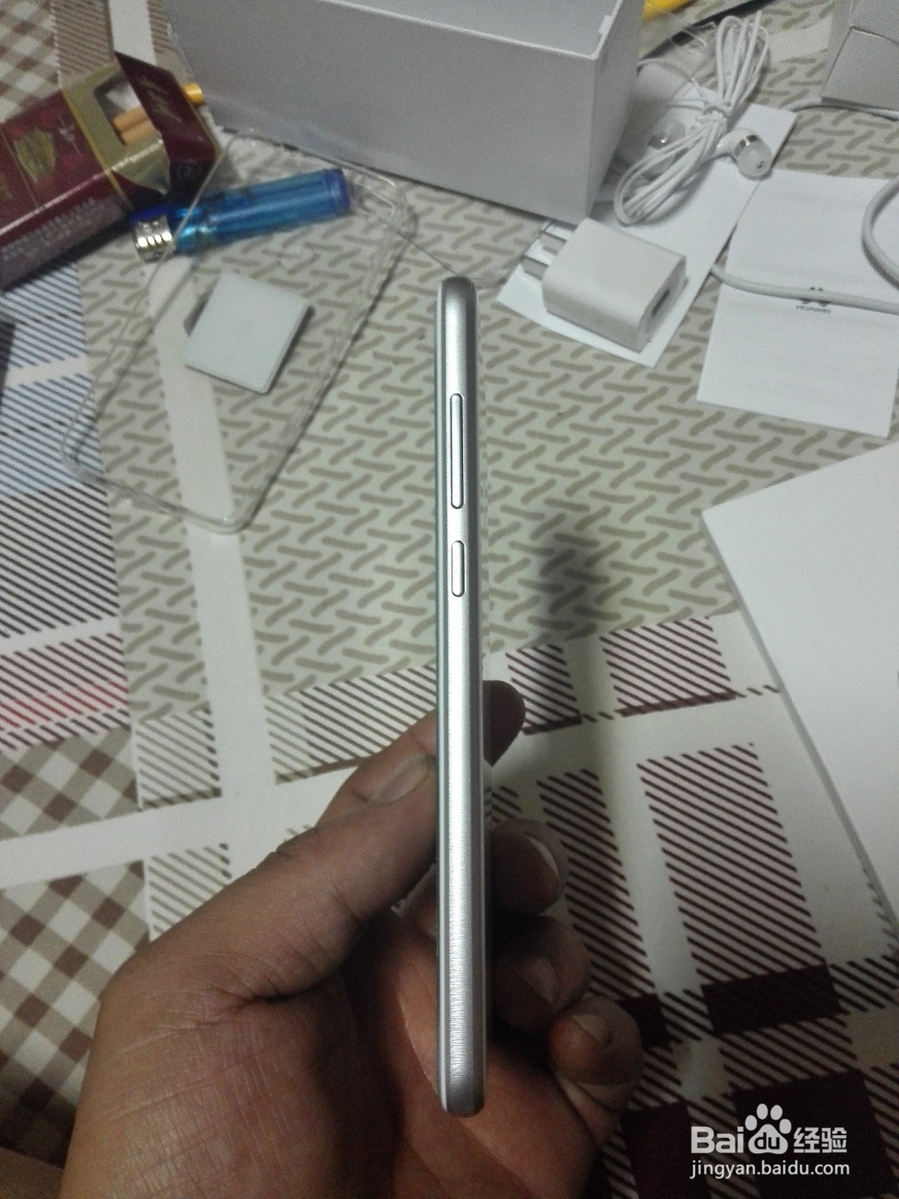 荣耀8青春版开箱及详细参数评测