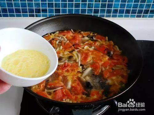 西红柿蘑菇汤,消暑败火美容汤
