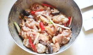 怎么做香菇蒸鸡腿
