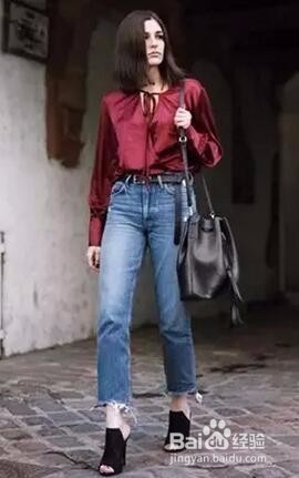 上班女性要怎么穿才得体