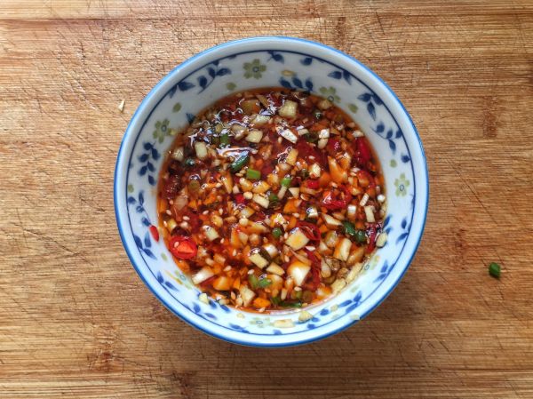 酸辣黄瓜金针菇卷