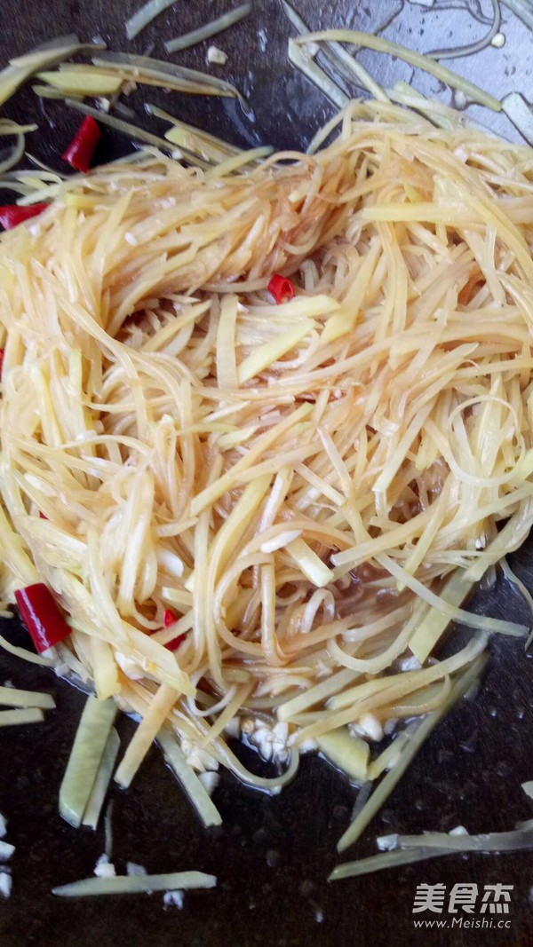 醋溜土豆丝的做法