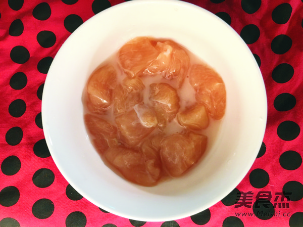 核桃仁炒鸡丁