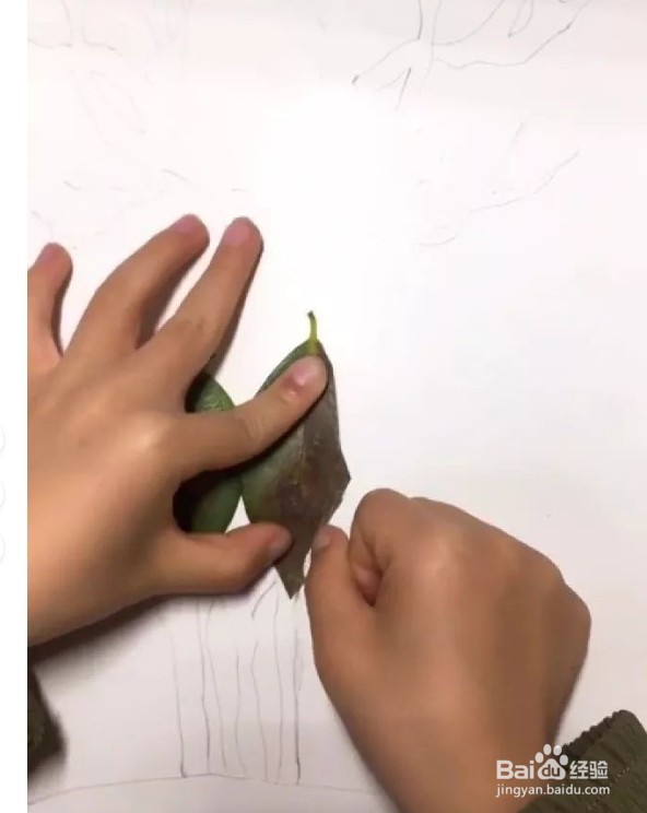 秋天到,如何用树叶制作一颗可爱的小鹿